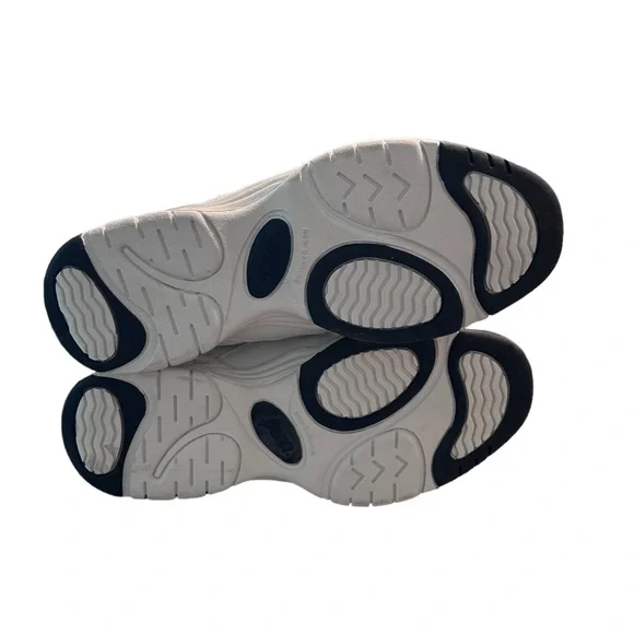 Penn Men’s white sneakers NWT - Picture 5 of 6